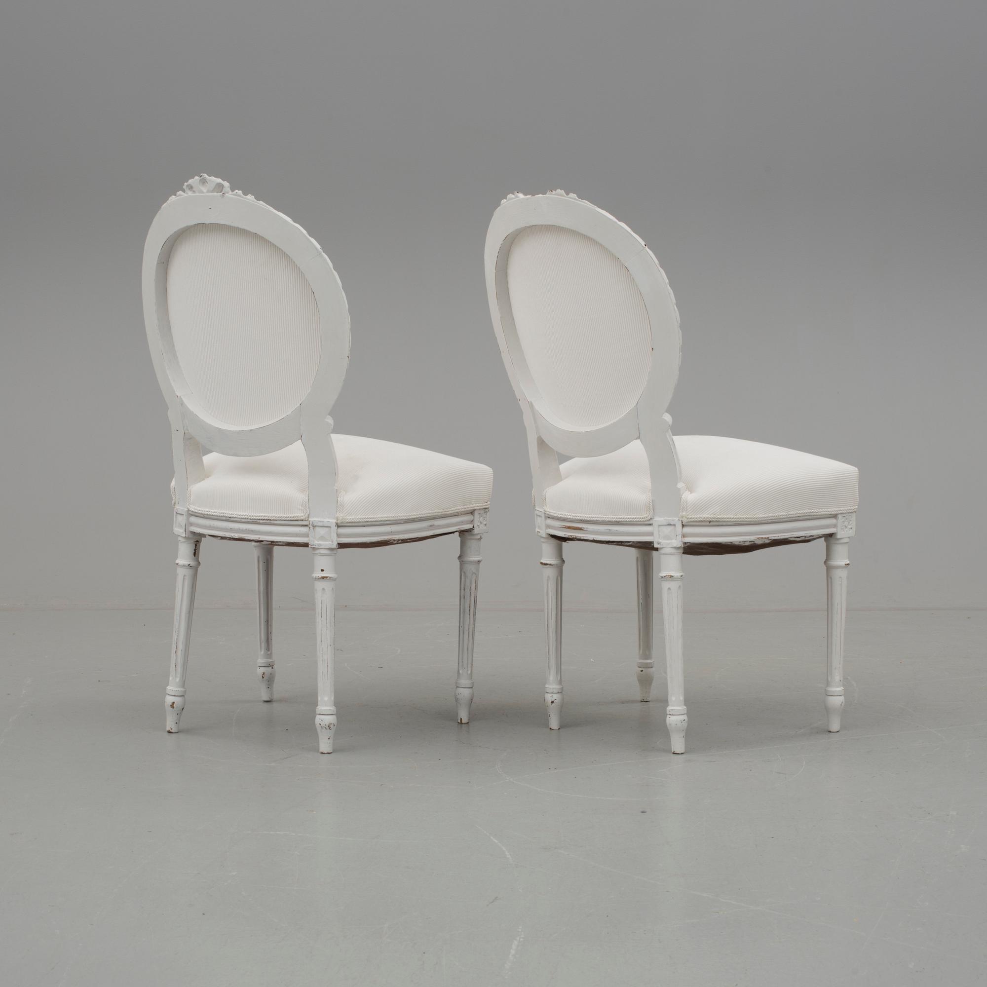 STOLAR, ett par, Louis XVI-stil, 1900-talets första hälft.