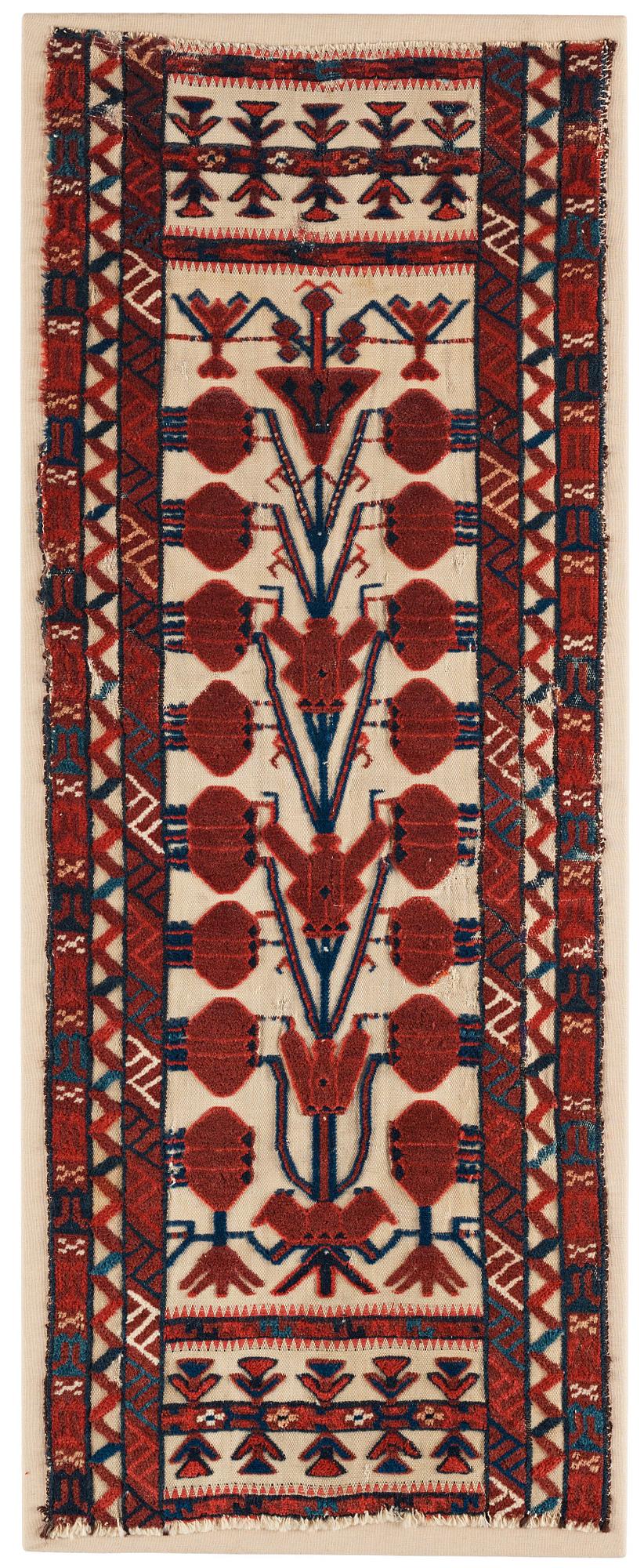 TÄLTBAND, FRAGMENT, antikt Turkmenskt, Tsarryssland, ca 102,5 x 39 cm. Monterat (med montering 107x42 cm).