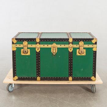A Italien Brevettato trunk first half of the 20oth century.