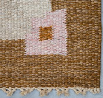 Ingegerd Silow, A carpet, flat weave, signerad, ca 234 x 168 cm.