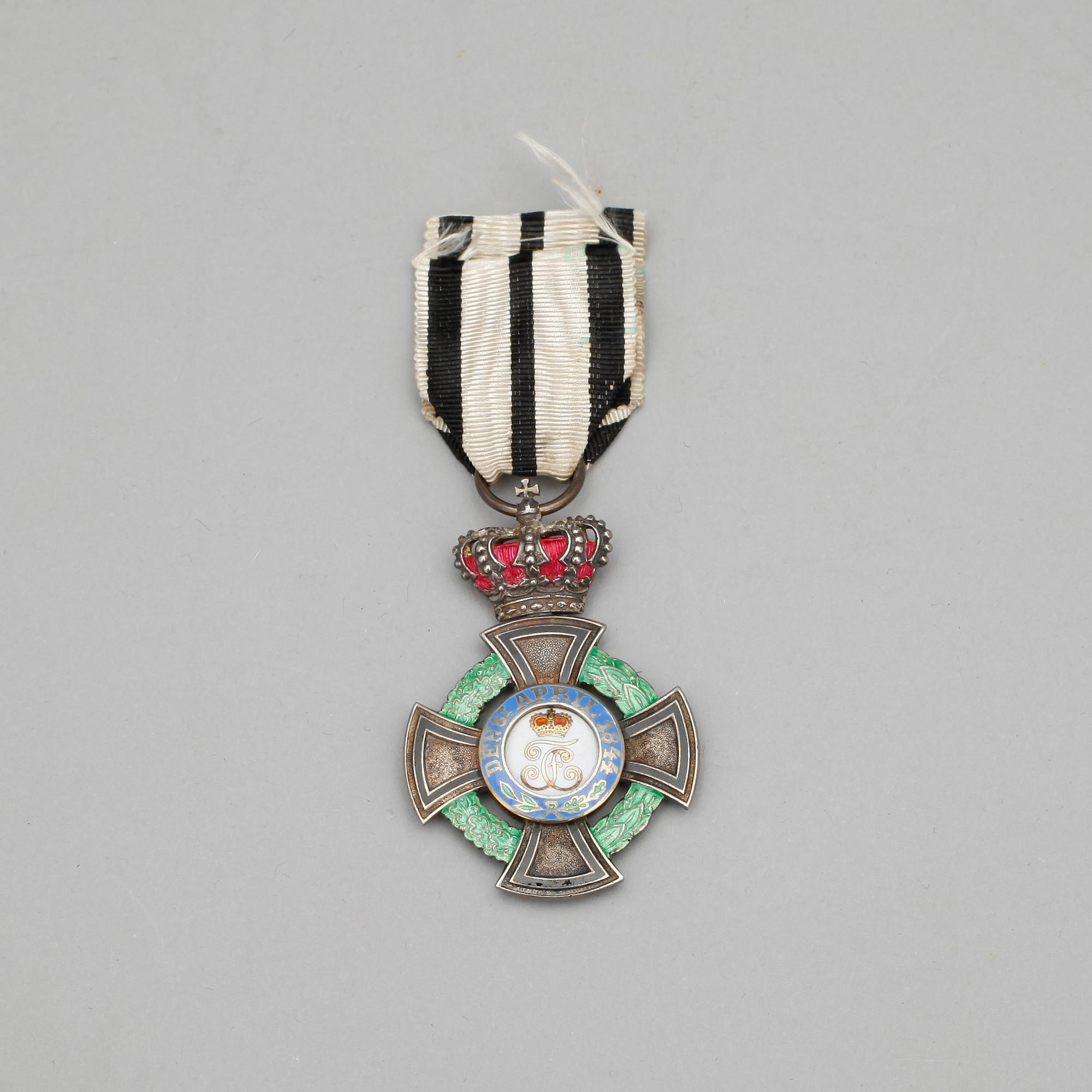 MEDALJ, "Für treue und verdienst", instiftad 8e april 1844. Vikt ca 24g.