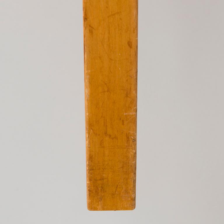 Alvar Aalto, bord, modell 72, för O.Y. Huonekalu-ja Rakennustyötehdas A.B. 1900-talets mitt.