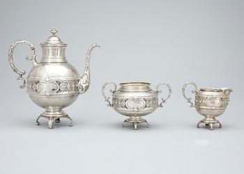 KAFFESERVIS, 3 delar silver, nyrenässans, Carl August Nilsson Malmö 1888, totalvikt 770 gr.