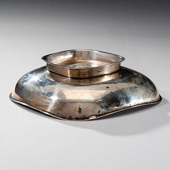 SKÅL, silver, Auran Kultaseppä, Åbo 1979. Vikt 193 g.