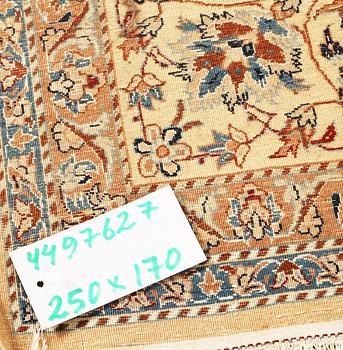 A part silk Nain carpet, 6 LA, a. 250 x 170 cm.