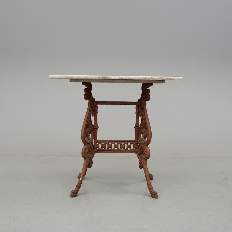 TRÄDGÅRDSBORD, 1800-tal.