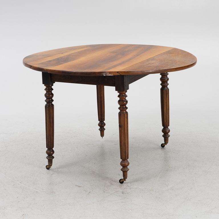 Drop-leaf table, 19th Century.