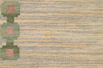 Matta, rölakan, ca 300 x 200 cm, signerad SW.