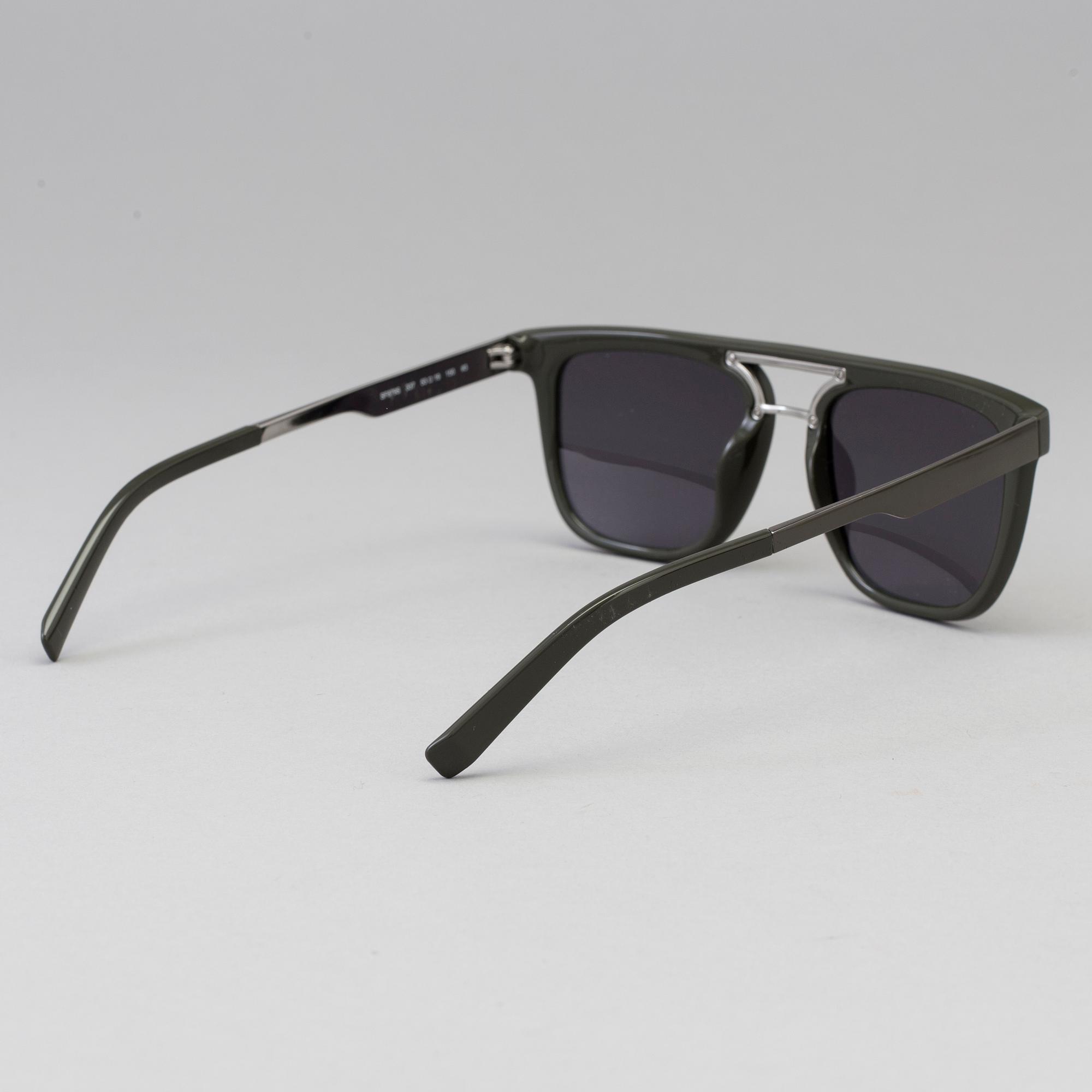 SUNGLASSES, Salvatore Ferragamo.