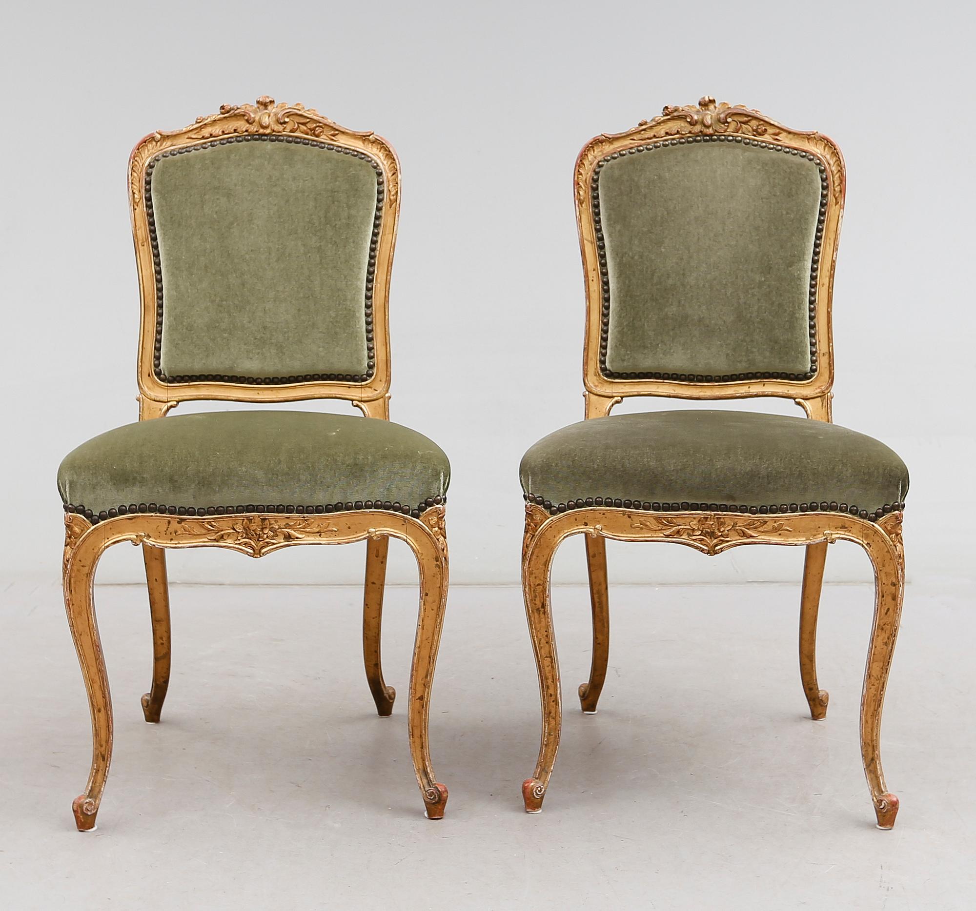 STOLAR, 1 par, rokokostil, omkring år 1900.