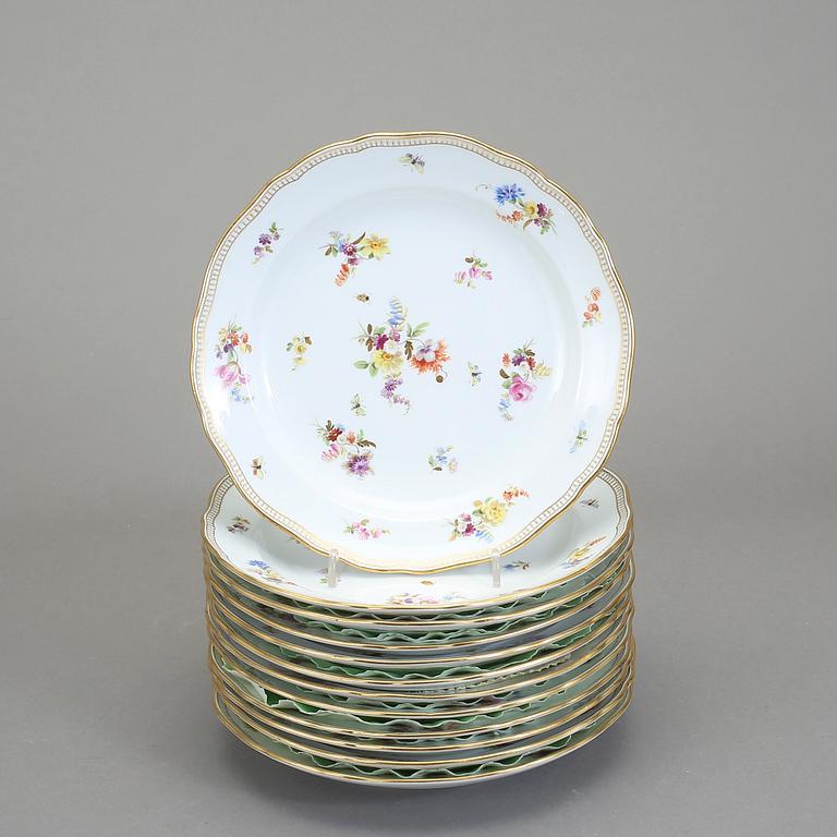 ASSIETTER, 12 st, porslin, Meissen, 1800/1900-tal.