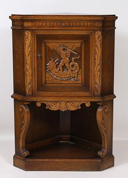 HÖRNSKÅP, 1900-tal.