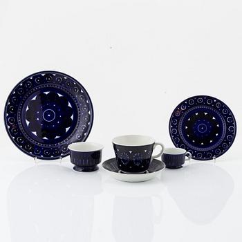 Ulla Procopé, matservis, 36 delar, "Valencia", Arabia, Finland.