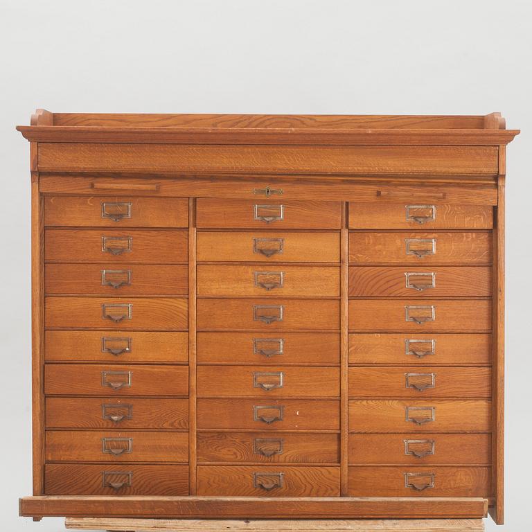 ARKIVSKÅP, 1900-talets första hälft.