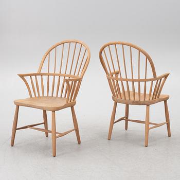 Frits Henningsen, a set of eight Windor chairs, Carl Hansen & Søn, Denmark.