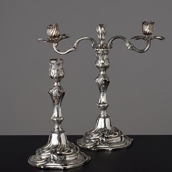 KANDELABRAR, för två ljus, Sverige, 1700-talets andra hälft, rokoko.