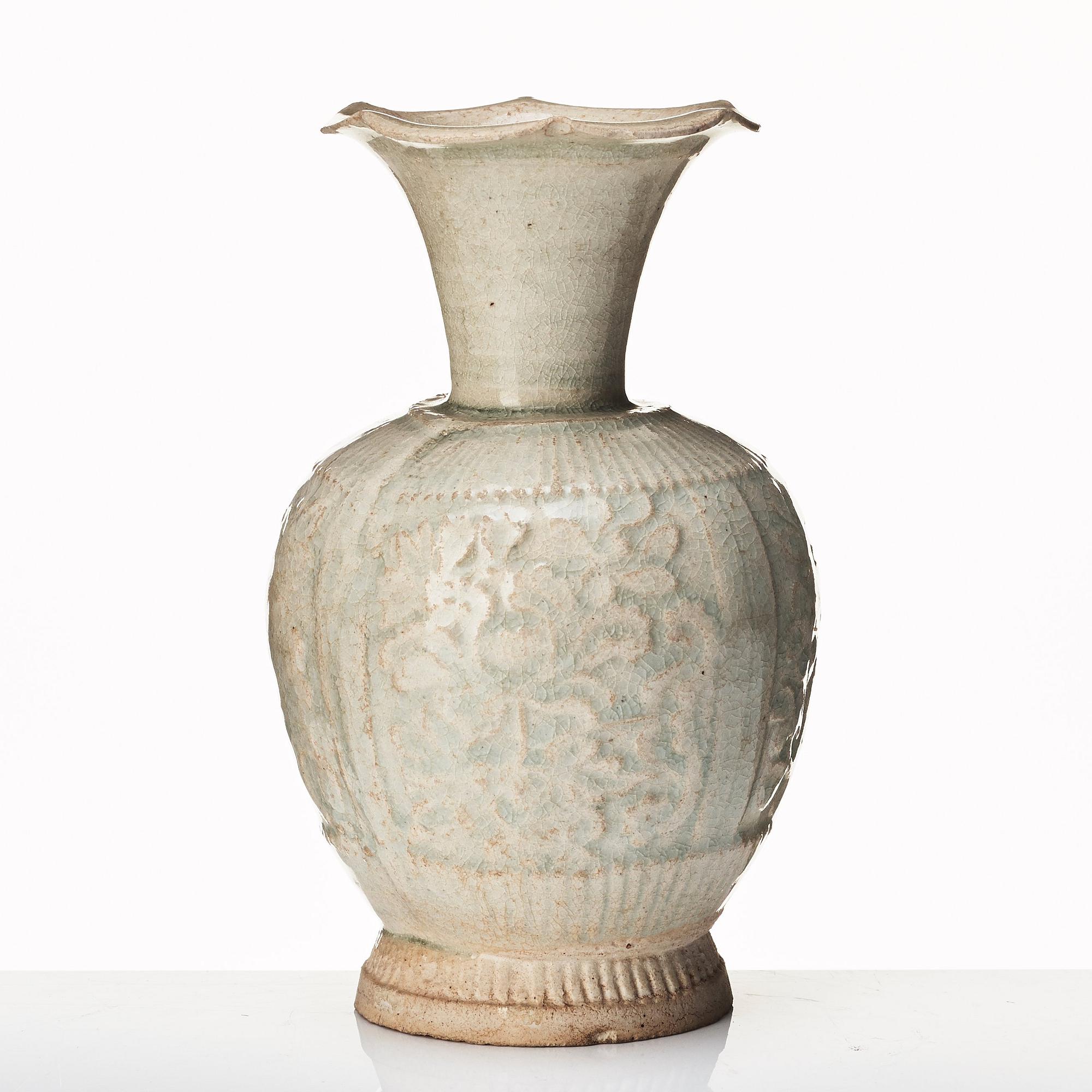 Vas, qinbaiporslin. Yuandynastin (1260-1368).