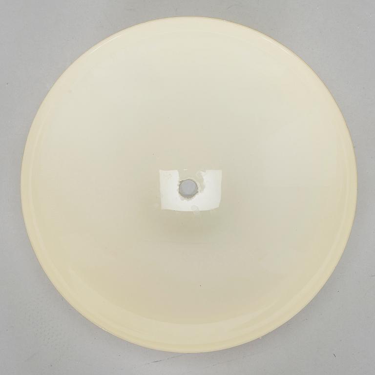 A pair of mid-20th century 'EA 72 ceiling lights for Itsu.