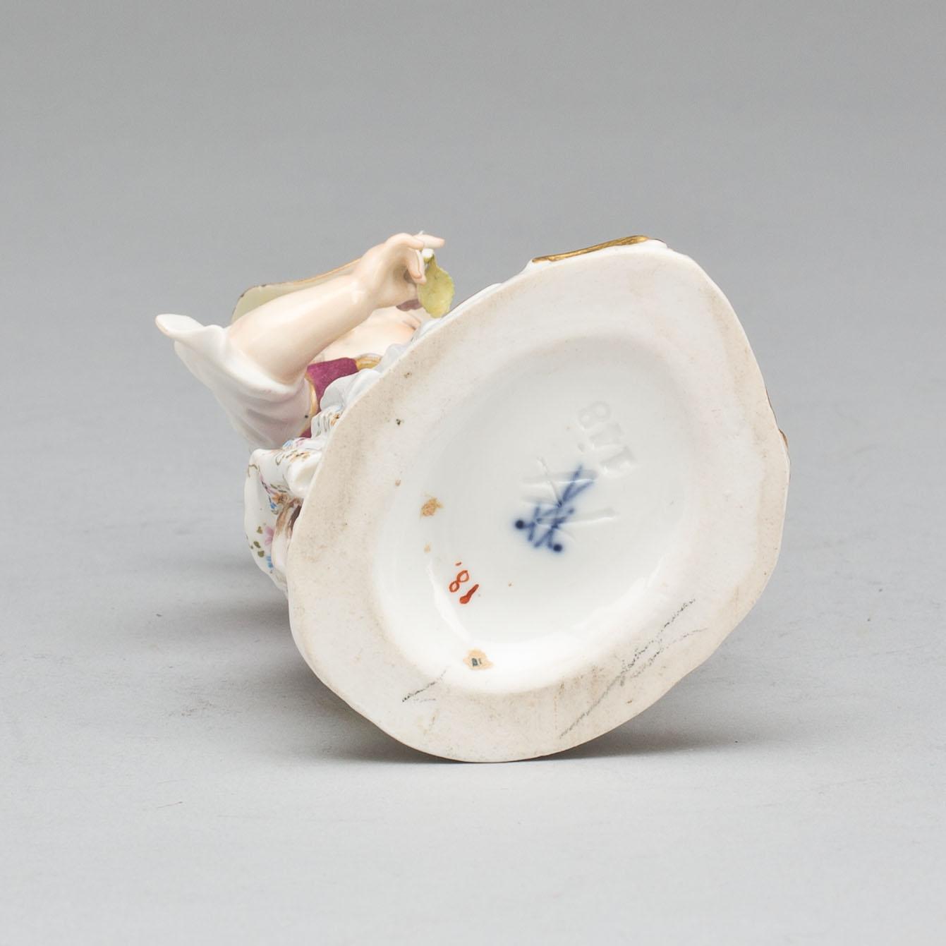 FIGURIN, porslin. Meissen, 1800-tal.