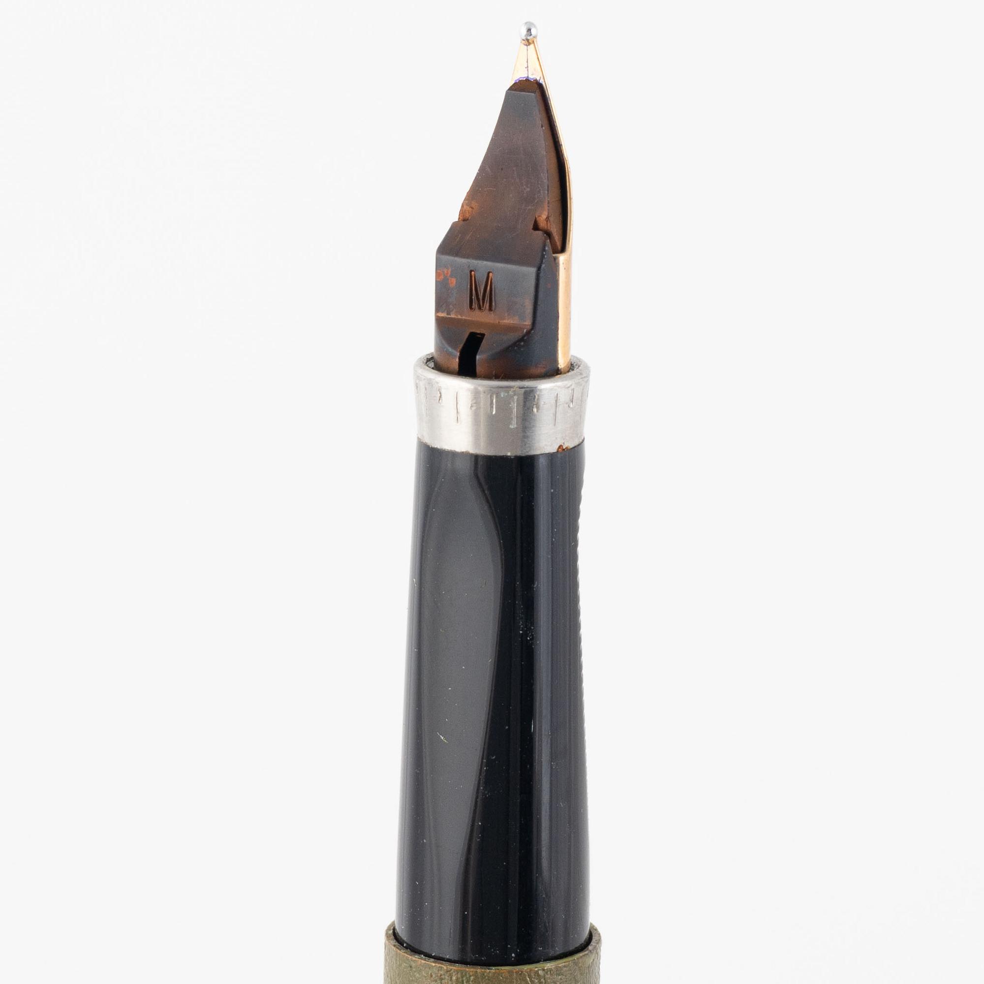 Parker, Pen, RMS Queen Elizabeth, number 2499/5000.