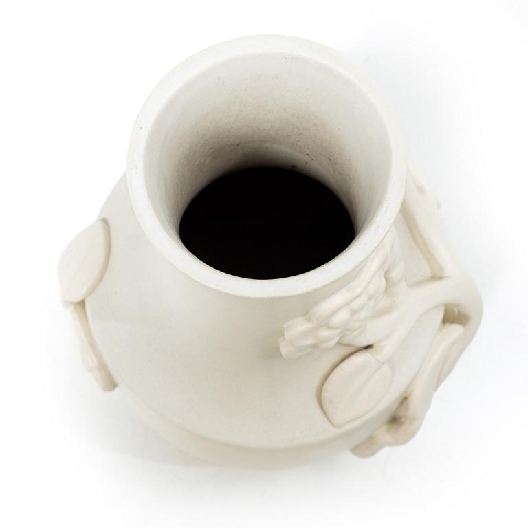 Wilhelm Kåge, Vase, "Carrara", ceramic, Gustavsberg 1930s-40s.