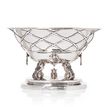 44A. Johan Rohde, a sterling silver centerpiece / bowl, Georg Jensen, Copenhagen, 1925-1932 model nr 268 B.