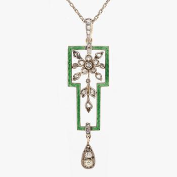 Pendant, 14K gold with green enamel and rose-cut and old-cut diamonds, with chain, Russia.