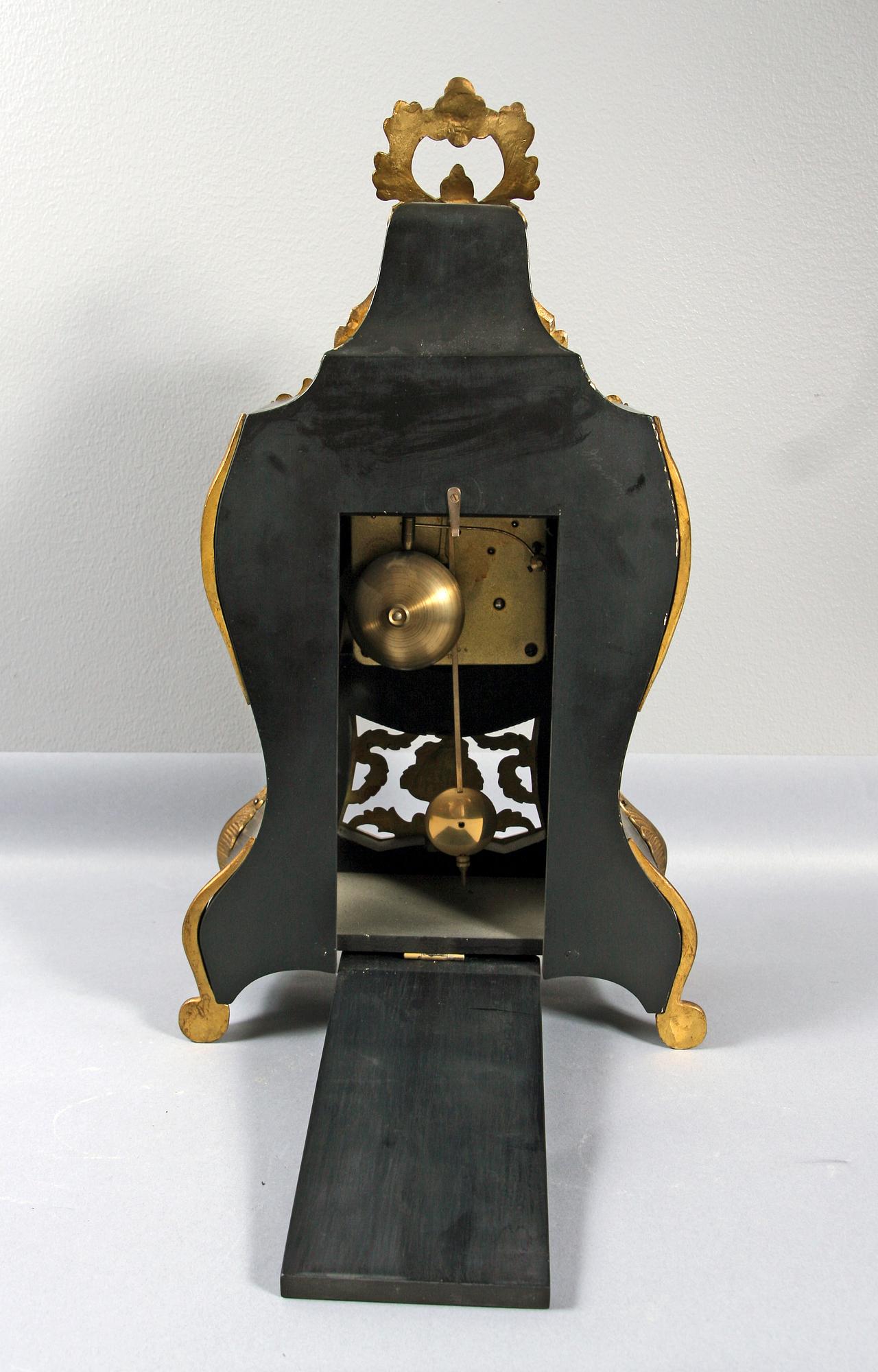 BORDSPENDYL med KONSOL, rokokostil, 1900-tal.