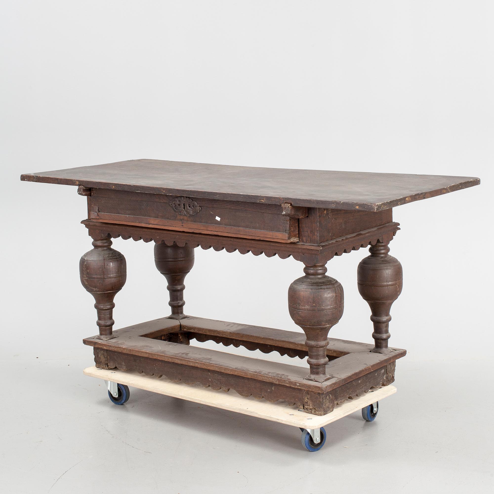 BORD, barock, 1700-tal.