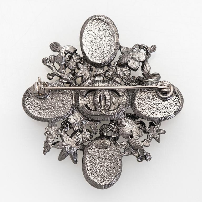 Chanel, Brooch 2012.