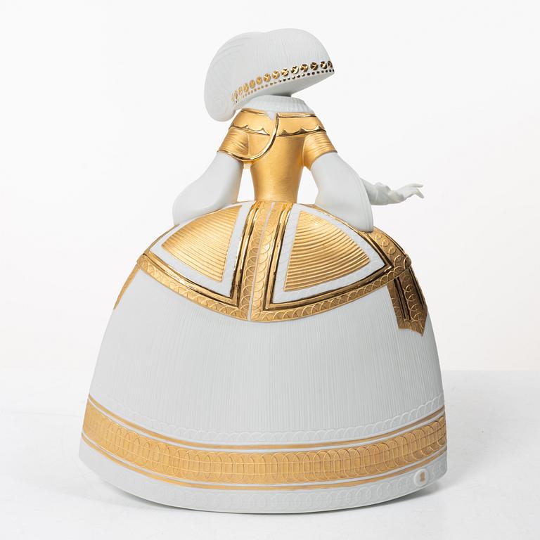 Marco Antonio Noguerón, porcelain figurine, “Utopia Menina”, model 8252, Lladró, Spain.