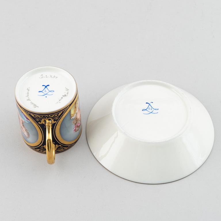 Kopp med fat, porslin, "Sevres", Frankrike, 1800-tal.