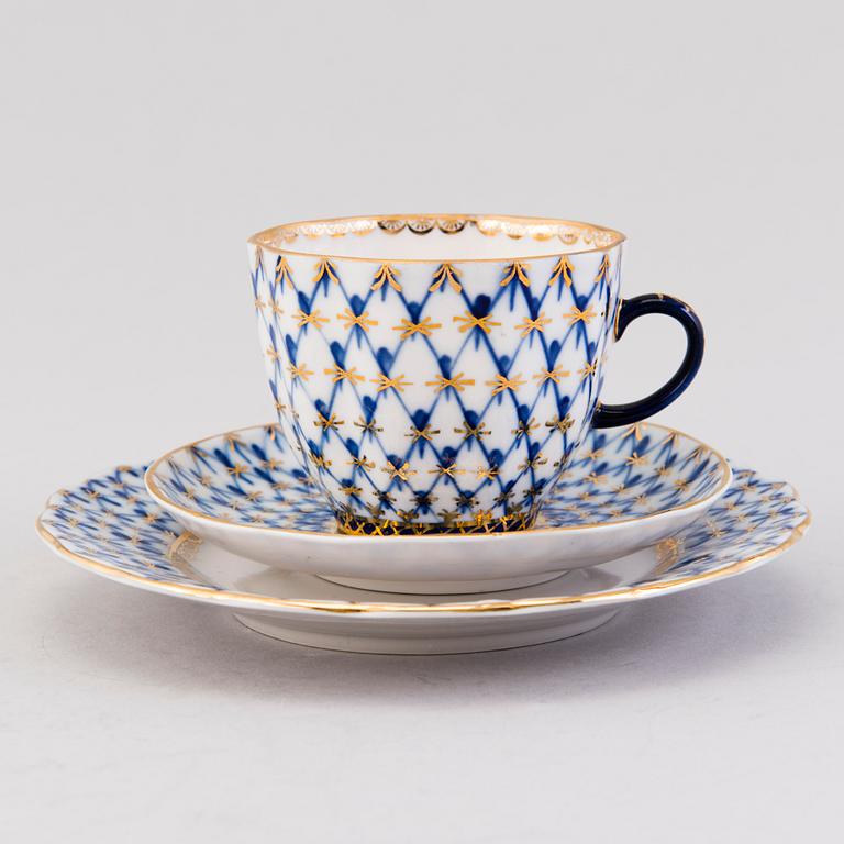 A mid 20th century 21-piece porcelain coffee set for Lomonosov, Sovjet Union.