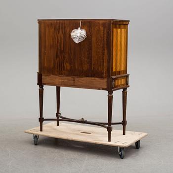 BARSKÅP, gustaviansk stil, 1900-talets mitt.