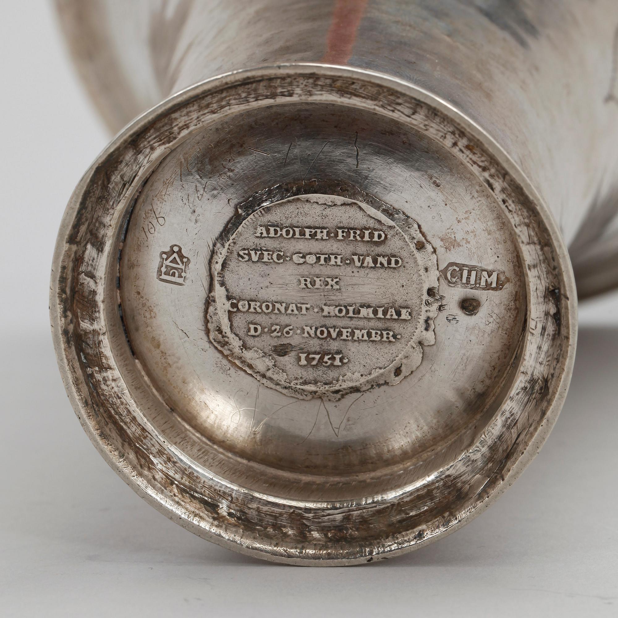 BÄGARE, silver, Conrad Heitmüller, verksam 1735-1779 i Nyköping. Vikt ca 311g.