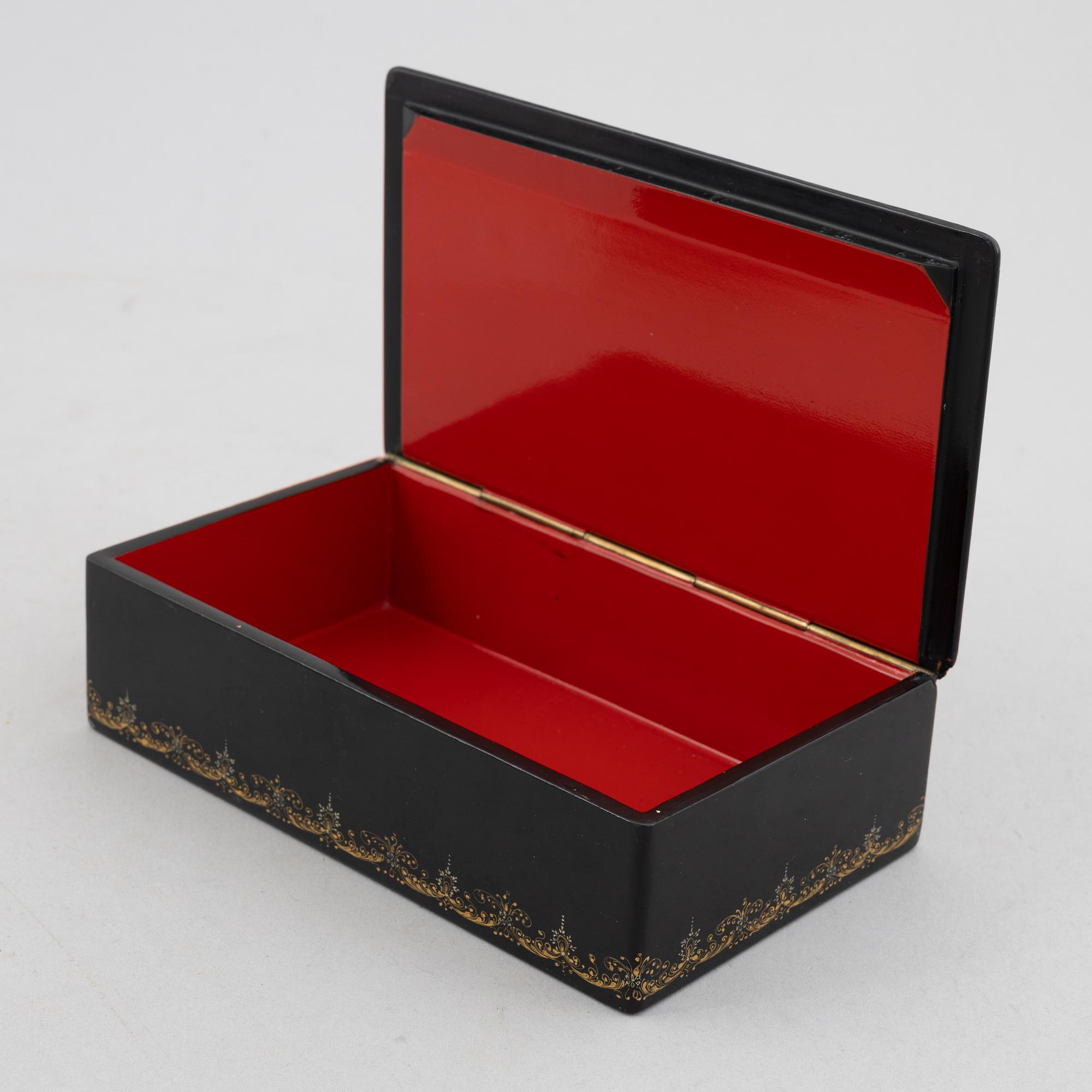 Three lacquer-ware boxes, Russia, 19th/20th century.