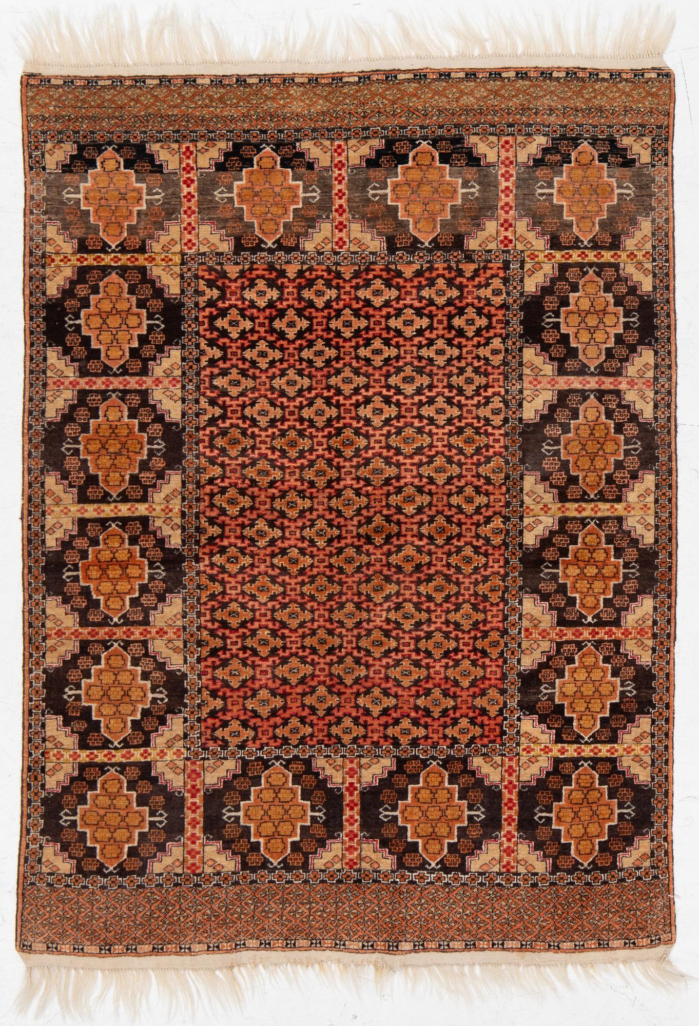 Matta, orientalisk, ca 175 x 125 cm.