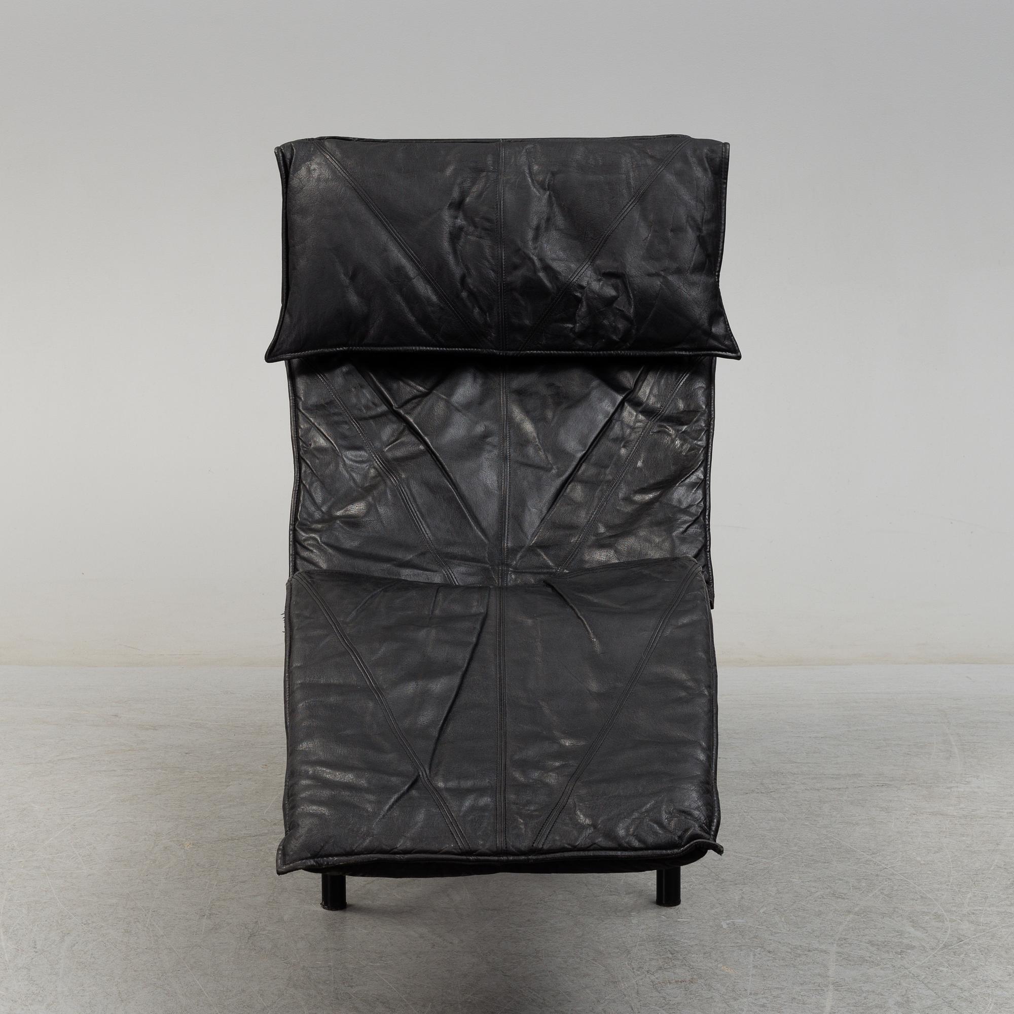 A 1980/90's "Skye" leather lounge chair by Tord Björklund, IKEA.