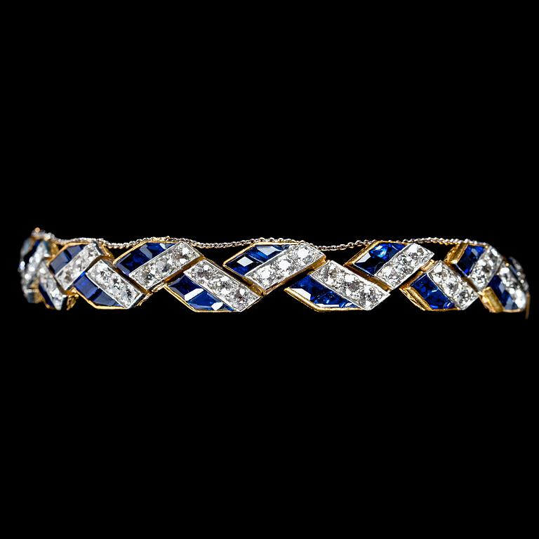 A blue sapphire and old cut diamond bracelelt, tot. app. 4.50 cts.