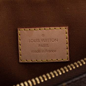 LOUIS VUITTON, väska "Pochette Bosphore".