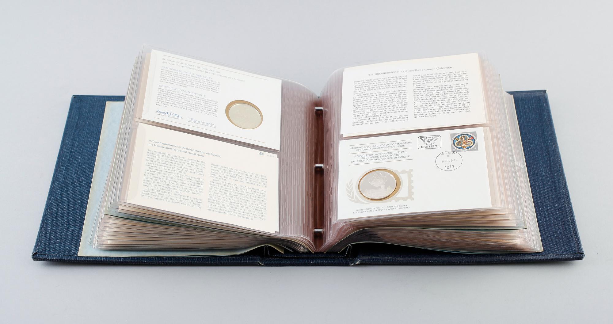 SAMLARMYNT, 36 st, sterlingsilver. Total vikt ca 1080 g.