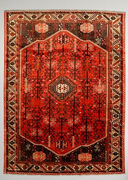 MATTA, Shiraz, ca 297 x 220 cm.