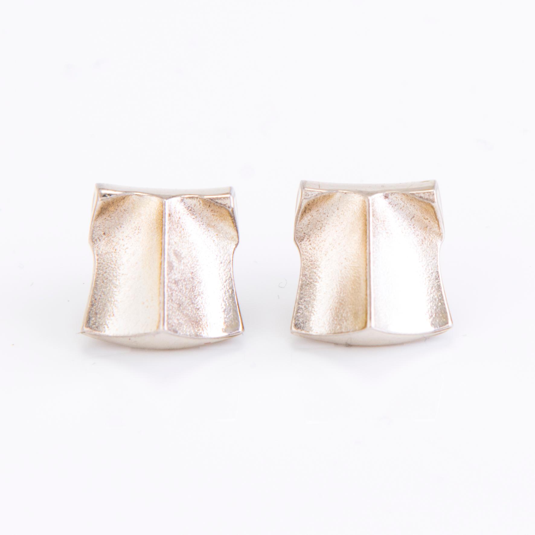 BJÖRN WECKSTRÖM, SORMUS, "Magmassa", KETJU ja KORVAKORUT, sterlinghopeaa, Lapponia, Helsinki 1971-88.