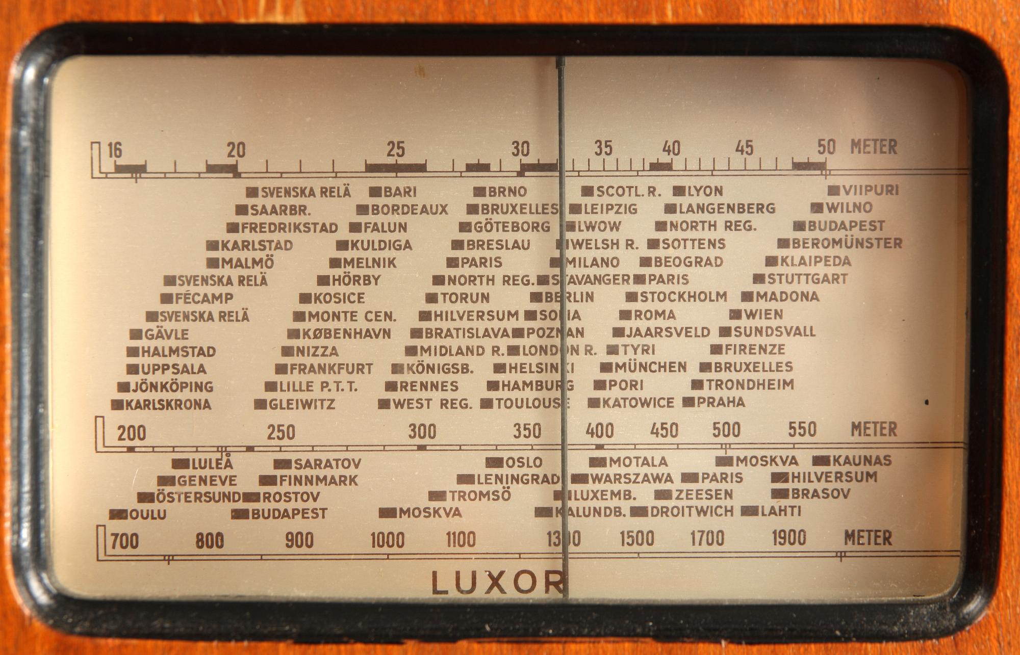 RADIO, Luxor, 1930-tal.