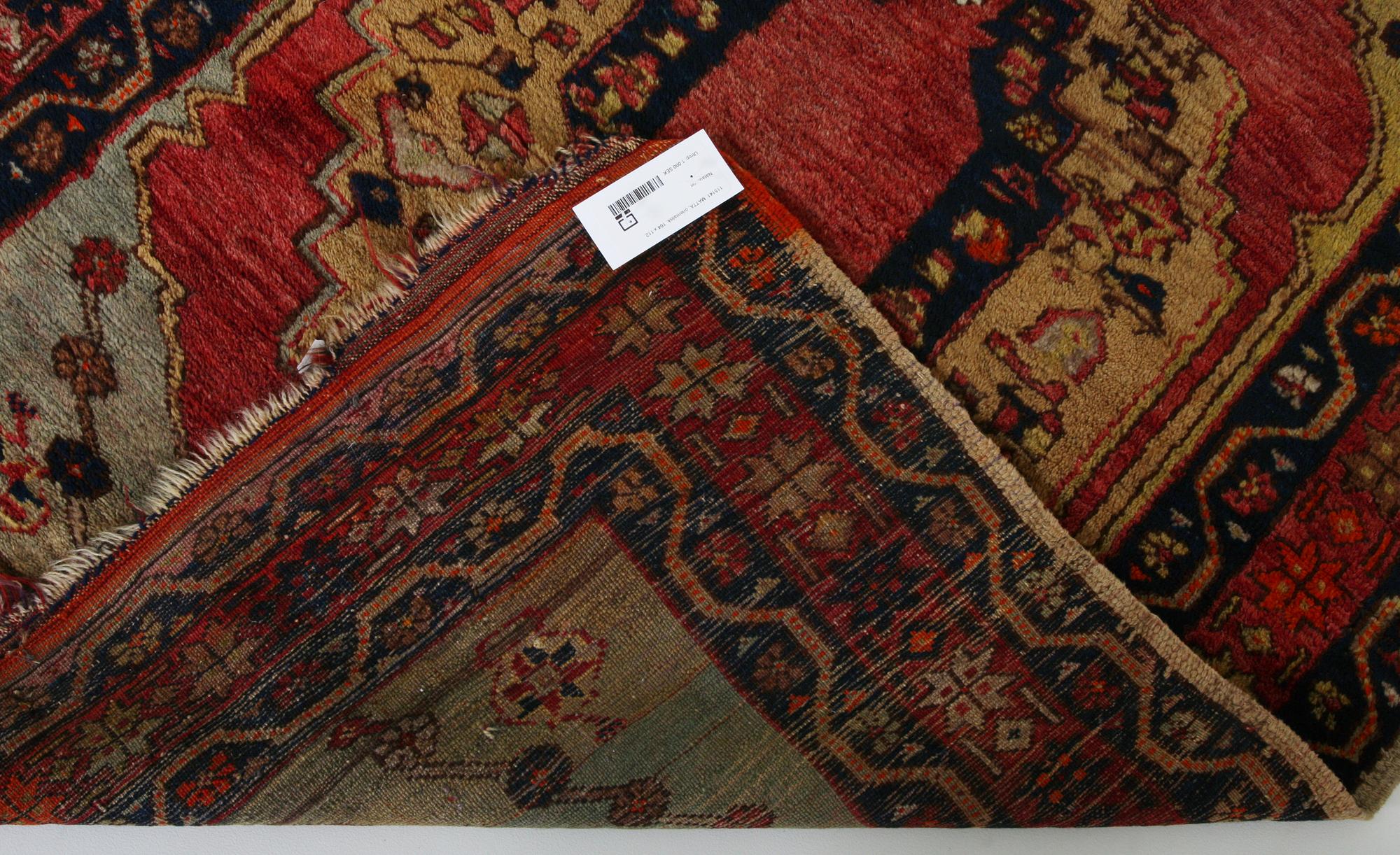 MATTA, orientalisk. 164 x 112.