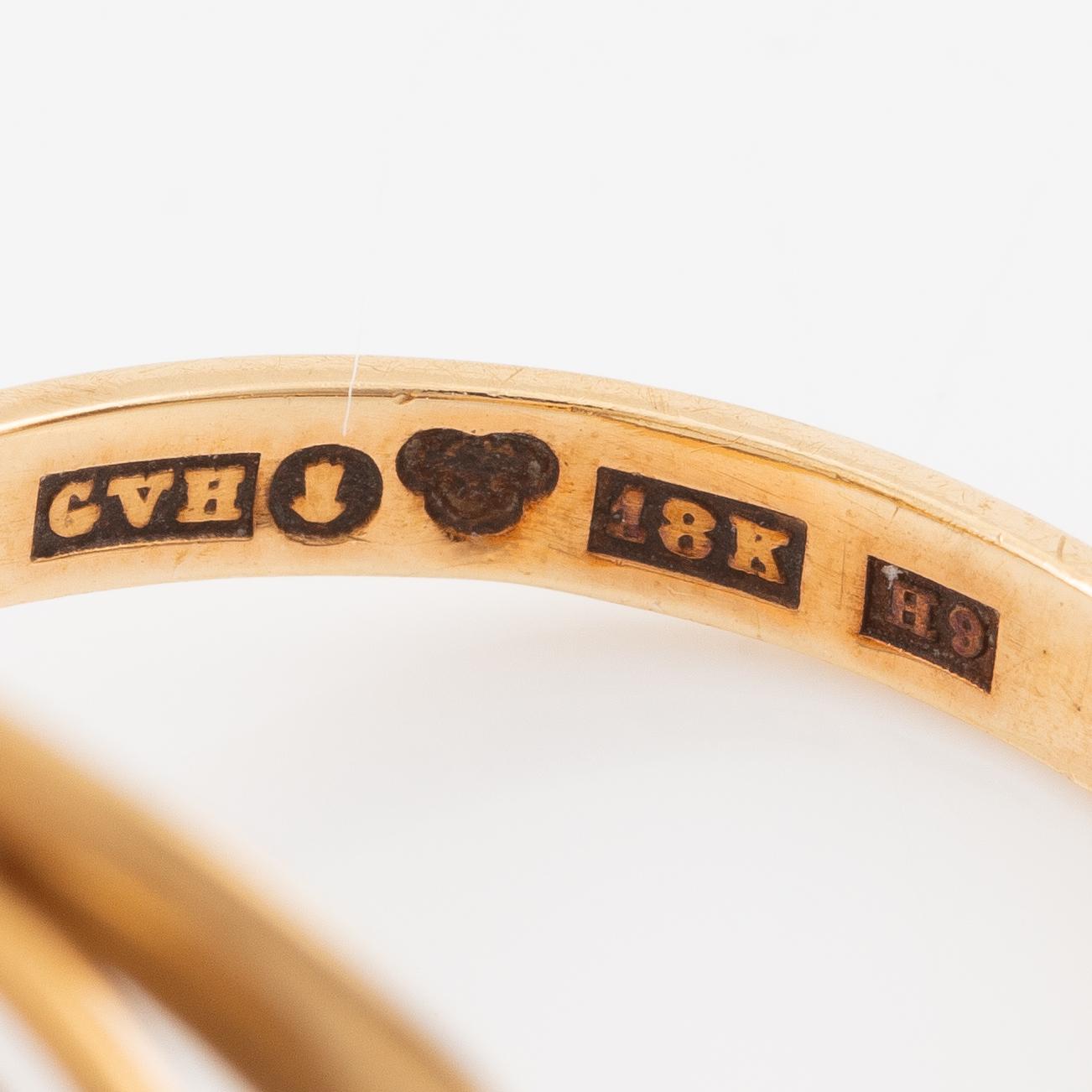 Ring, 18K guld med månsten.