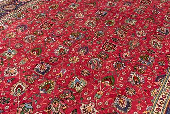 Rug, Tabriz, approx. 385 x 300 cm.