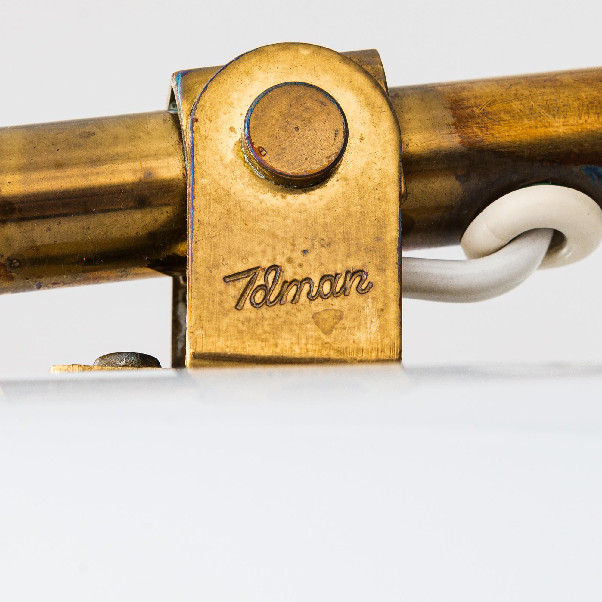 Paavo Tynell, A mid-20th-century '9227' table lamp for Idman, Finland.