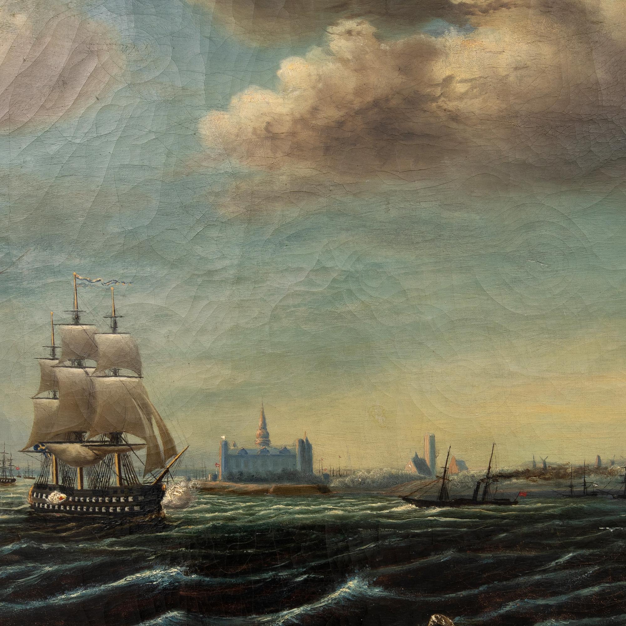 Fartyg till havs utanför Kronoborgs slott.