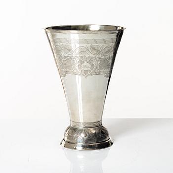 Bägare, silver, sannolikt Söderhamn, stämplad 1837 och 1838.